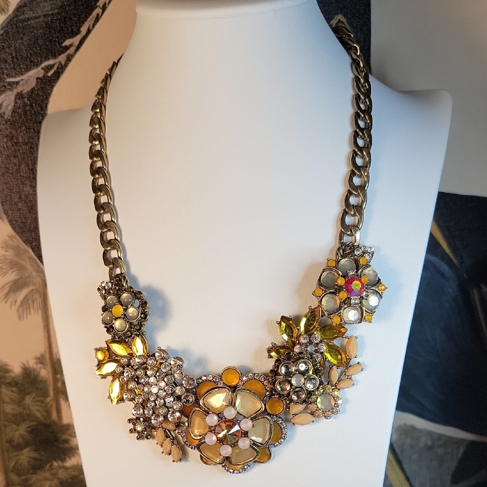JOAN RIVERS Floral Gold and Silver Statement Necklace